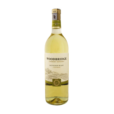 R Mondavi Woodbridge Sau Blanc 750ml
